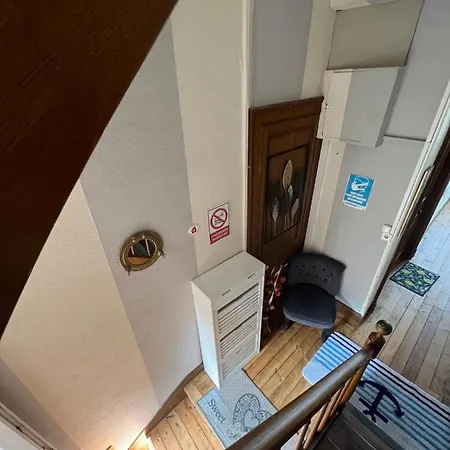 D'hote Maurice Bed & Breakfast