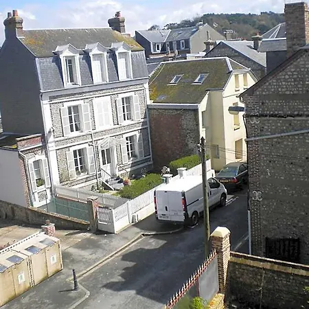 D'hôte Maurice Étretat