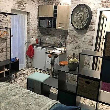 D'hote Maurice Bed & Breakfast 4*