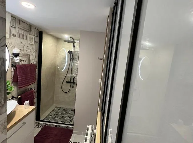 D'hote Maurice Bed & Breakfast 4*