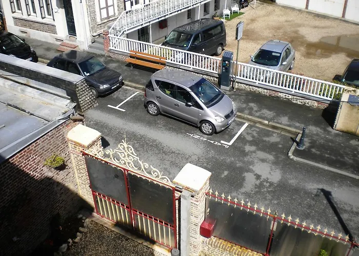 D'hote Maurice Bed & Breakfast 4*