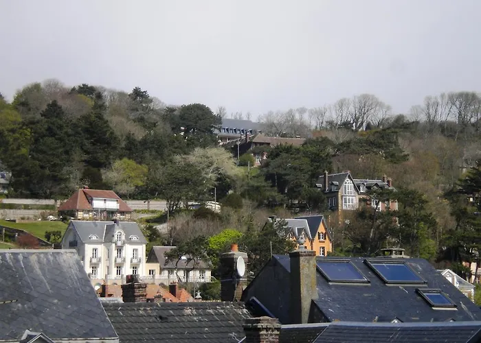 D'hote Maurice Bed & Breakfast